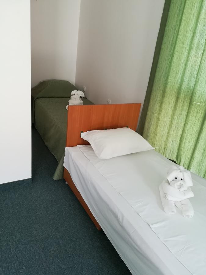 Pension Ruskovi Guesthouse Ravda Exterior photo